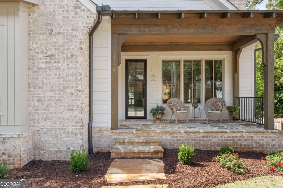 419 Campbell Hill ST NW