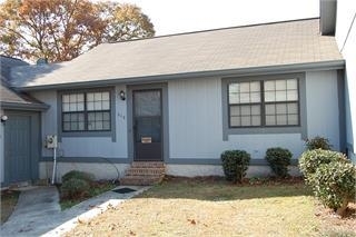 Don't miss out on this charming little condo! Cozy and conveniently located just a short drive from Warner Robins Airforce base. This adorable property has so much to offer with a community pool and so many other coinvent services. It's all included in the condominium association. Great opportunity for first time investors or empty nesters who want to enjoy all the perks without the work. Don't blink or this amazing property will be gone!