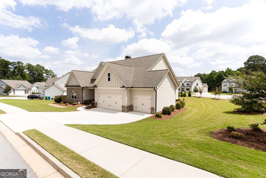 Photo of 161 Parkers Place, Hoschton, GA 30548 (MLS # 10834496)