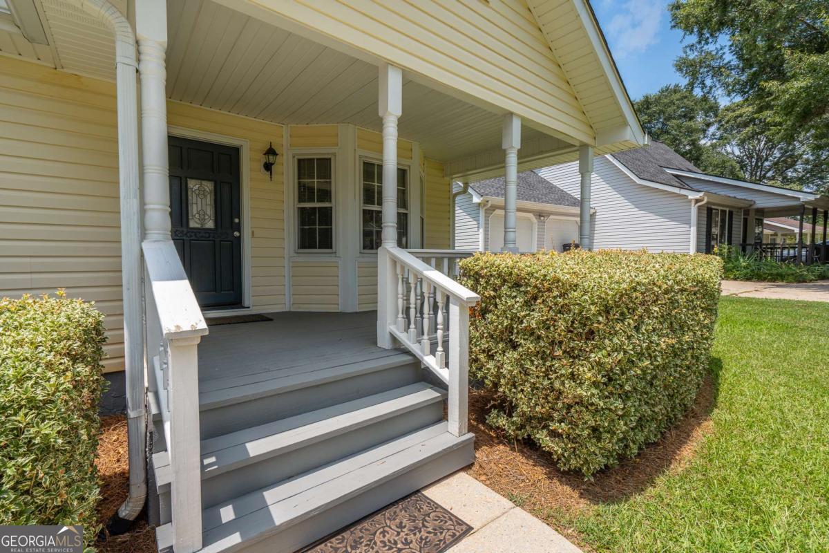 110 Stoney Brook DR