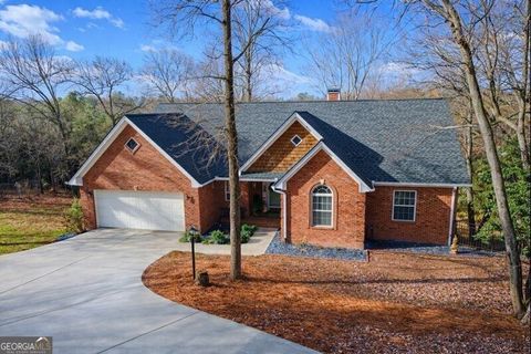 170 SEQUOYAH DR Cornelia GA 30531