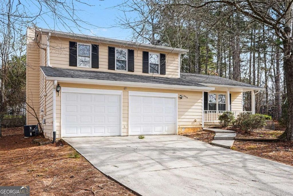 Photo of 10338 Canyon Trail, Jonesboro, GA 30238 (MLS # 10682859)