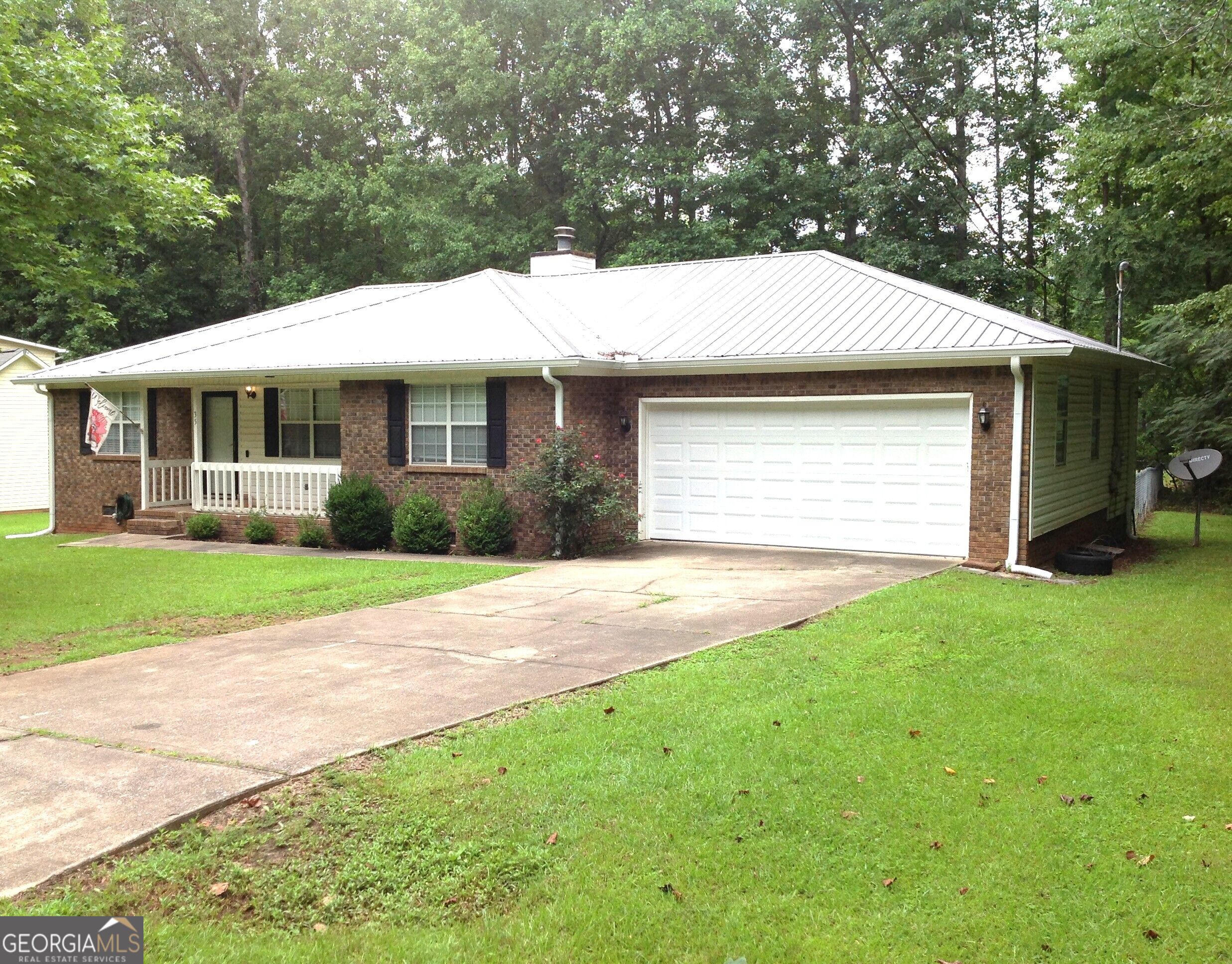 35 Woodland DR