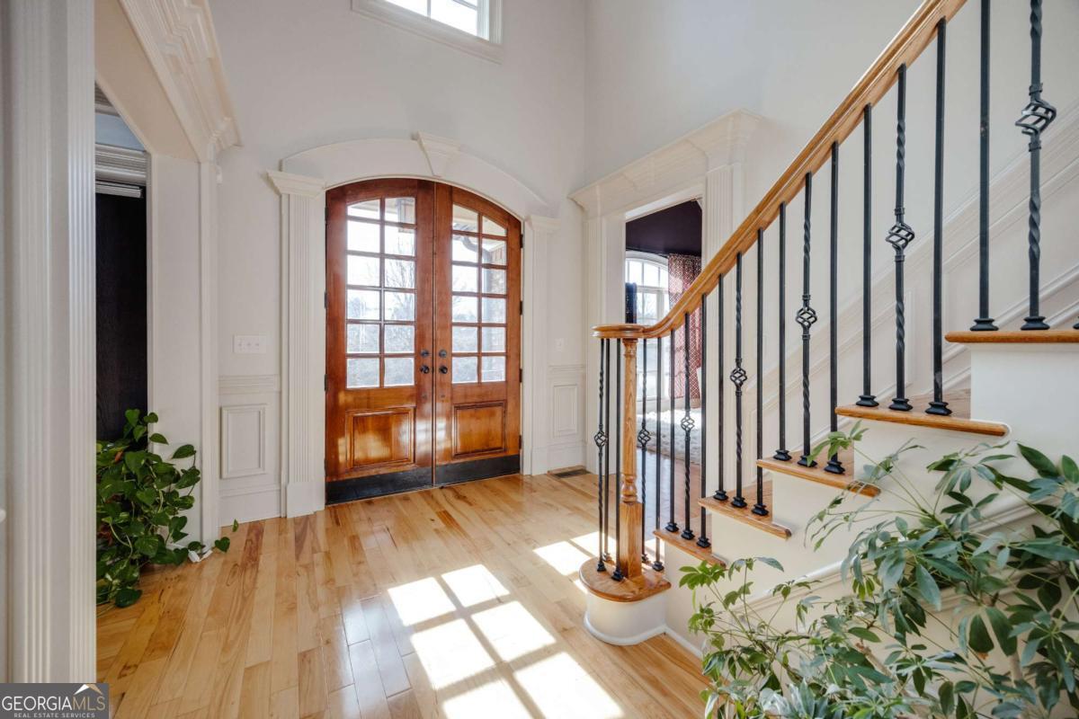 2041 Lakewood Manor DR