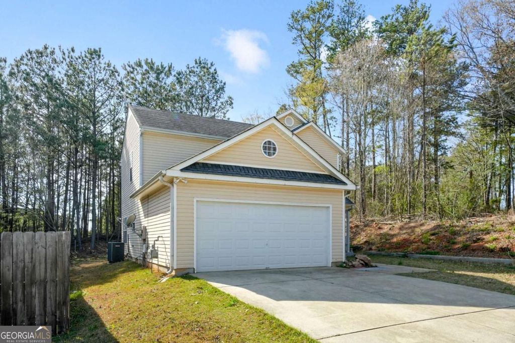 Photo of 792 Russell Drive, Riverdale, GA 30296 (MLS # 10664573)