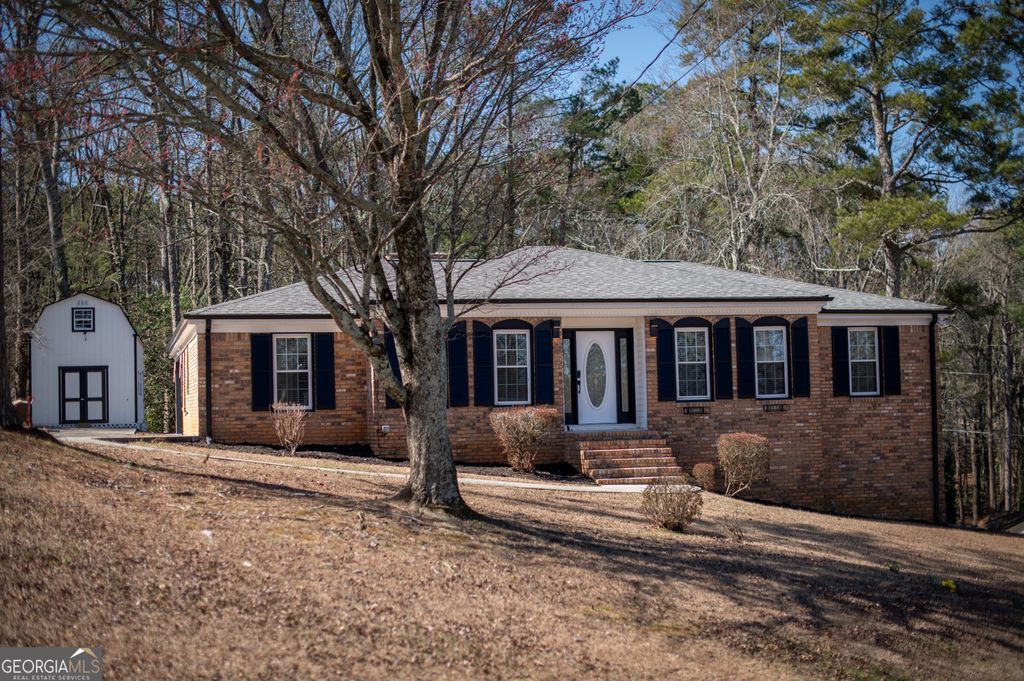 Photo of 2087 Tanglewood Drive, Snellville, GA 30078 (MLS # 10696863)