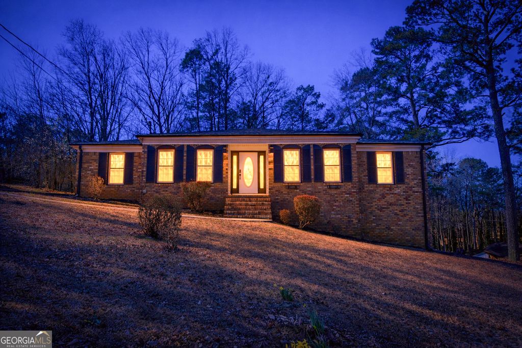 Photo of 2087 Tanglewood Drive, Snellville, GA 30078 (MLS # 10696863)