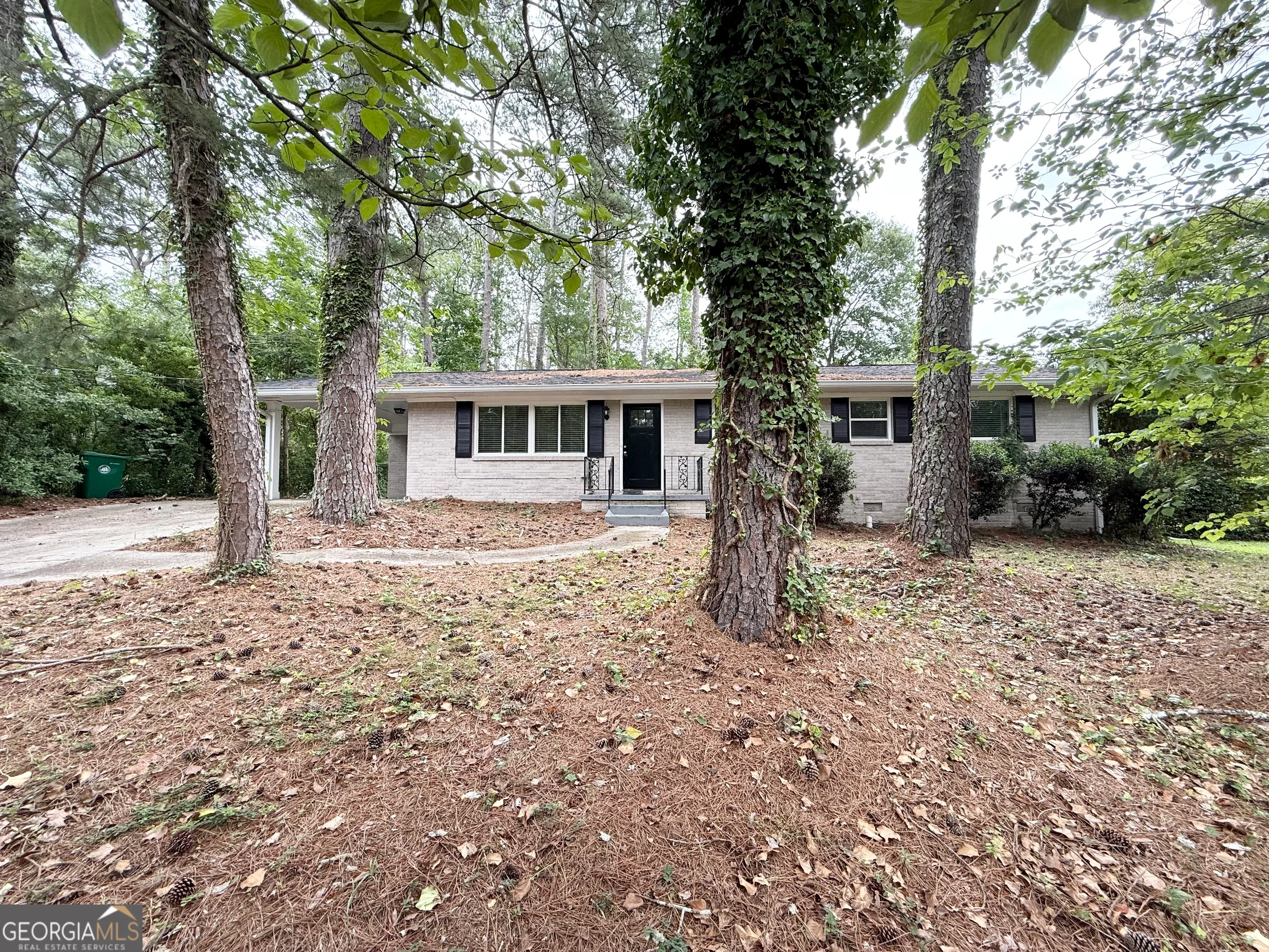 2192 Kilarney Road