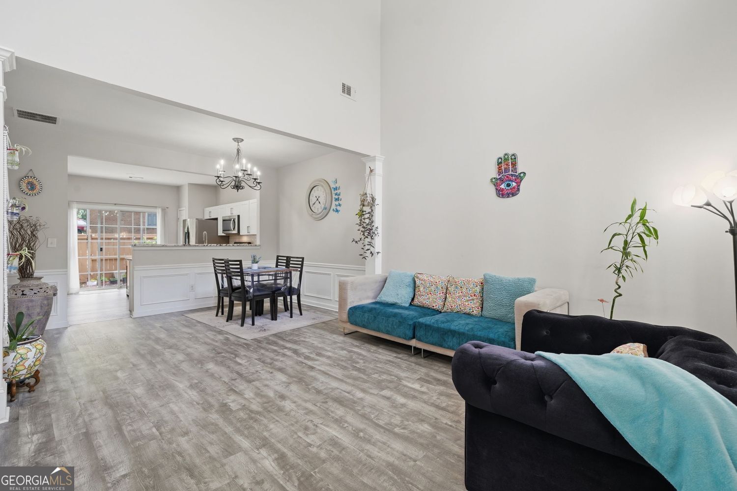 3121 Commonwealth WAY