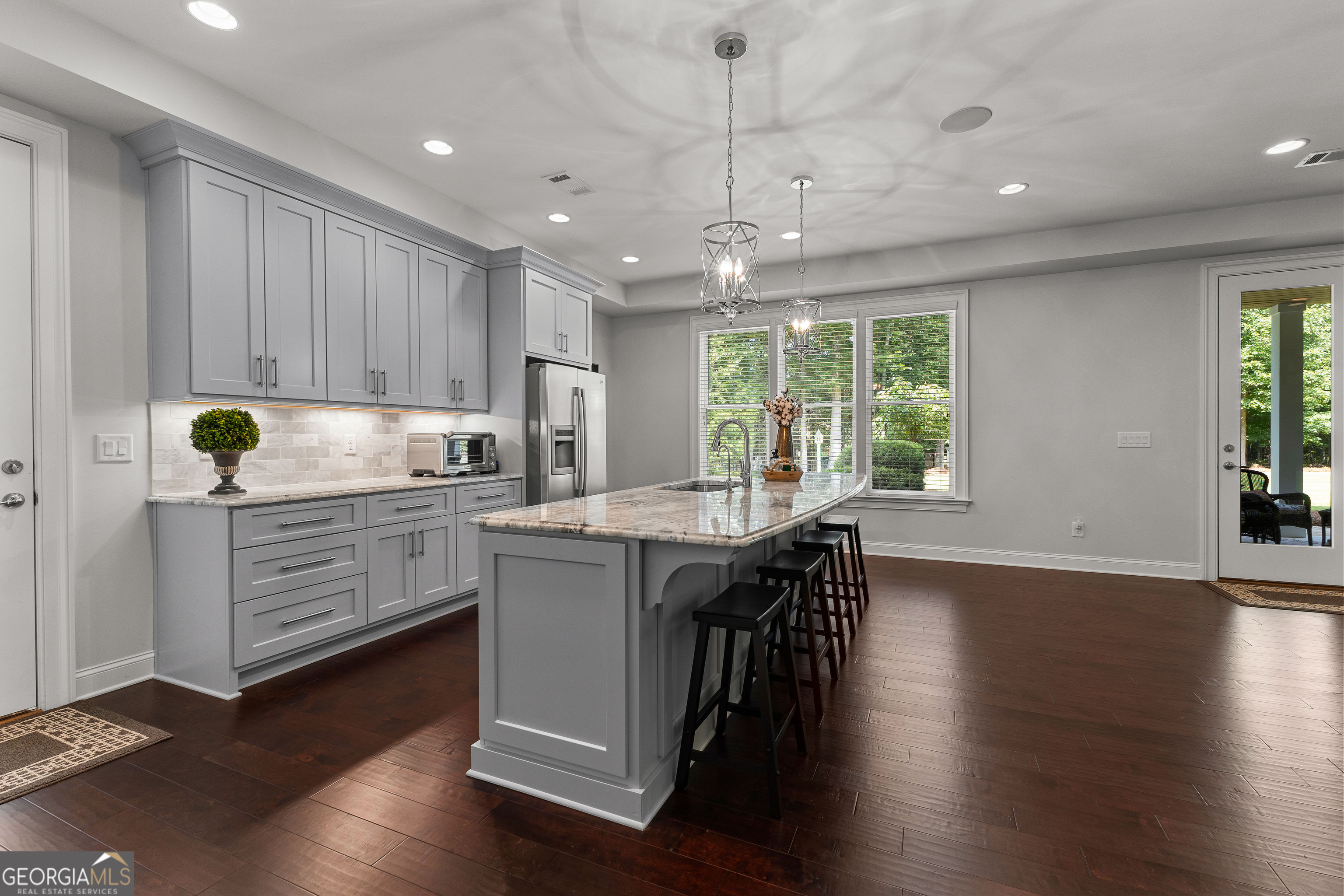 Fayetteville, Georgia 30215, United States, 5 Bedrooms Bedrooms, ,6 BathroomsBathrooms,Residential,Active,205269