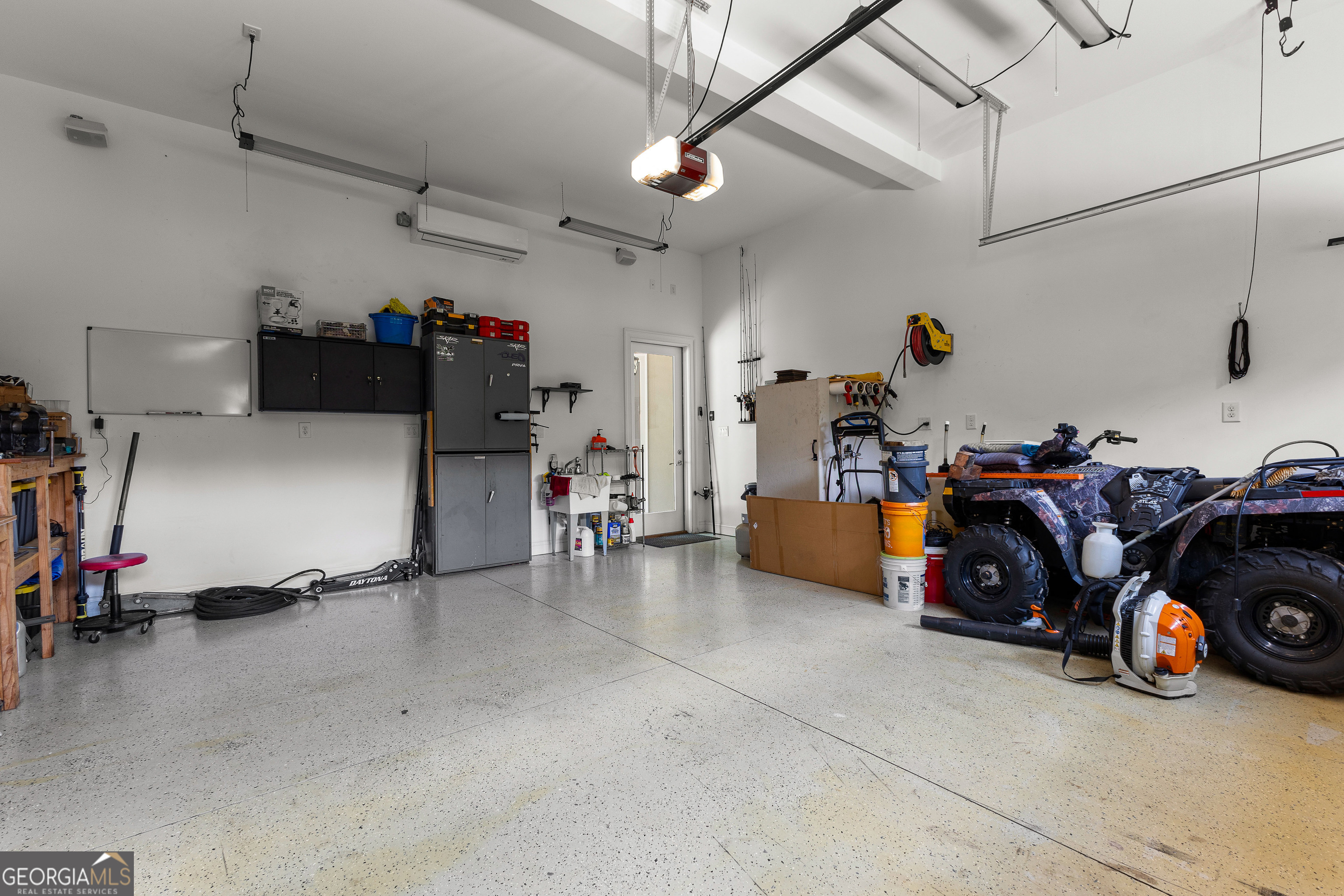 Fayetteville, Georgia 30215, United States, 5 Bedrooms Bedrooms, ,6 BathroomsBathrooms,Residential,Active,205269