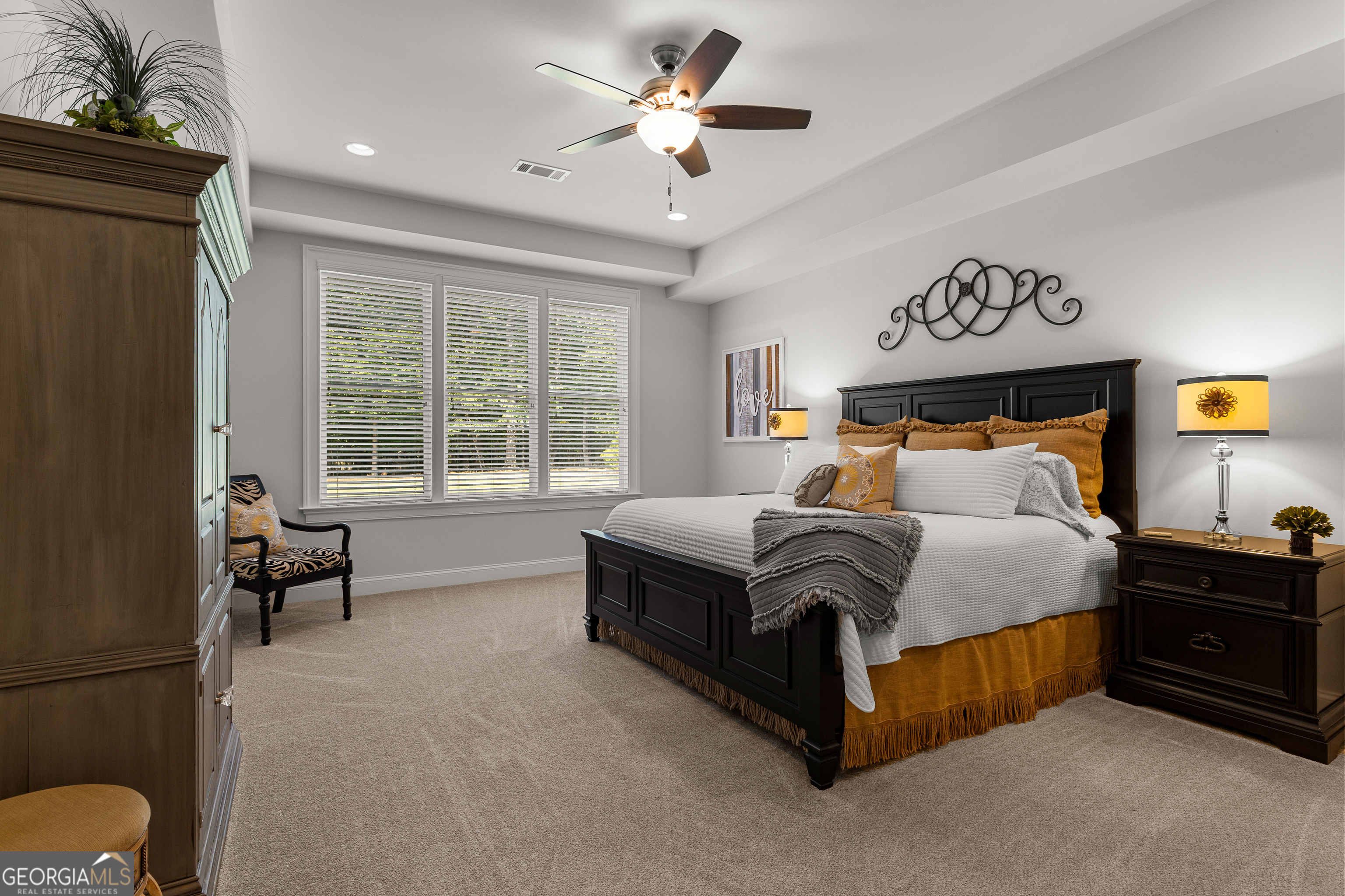 Fayetteville, Georgia 30215, United States, 5 Bedrooms Bedrooms, ,6 BathroomsBathrooms,Residential,Active,205269