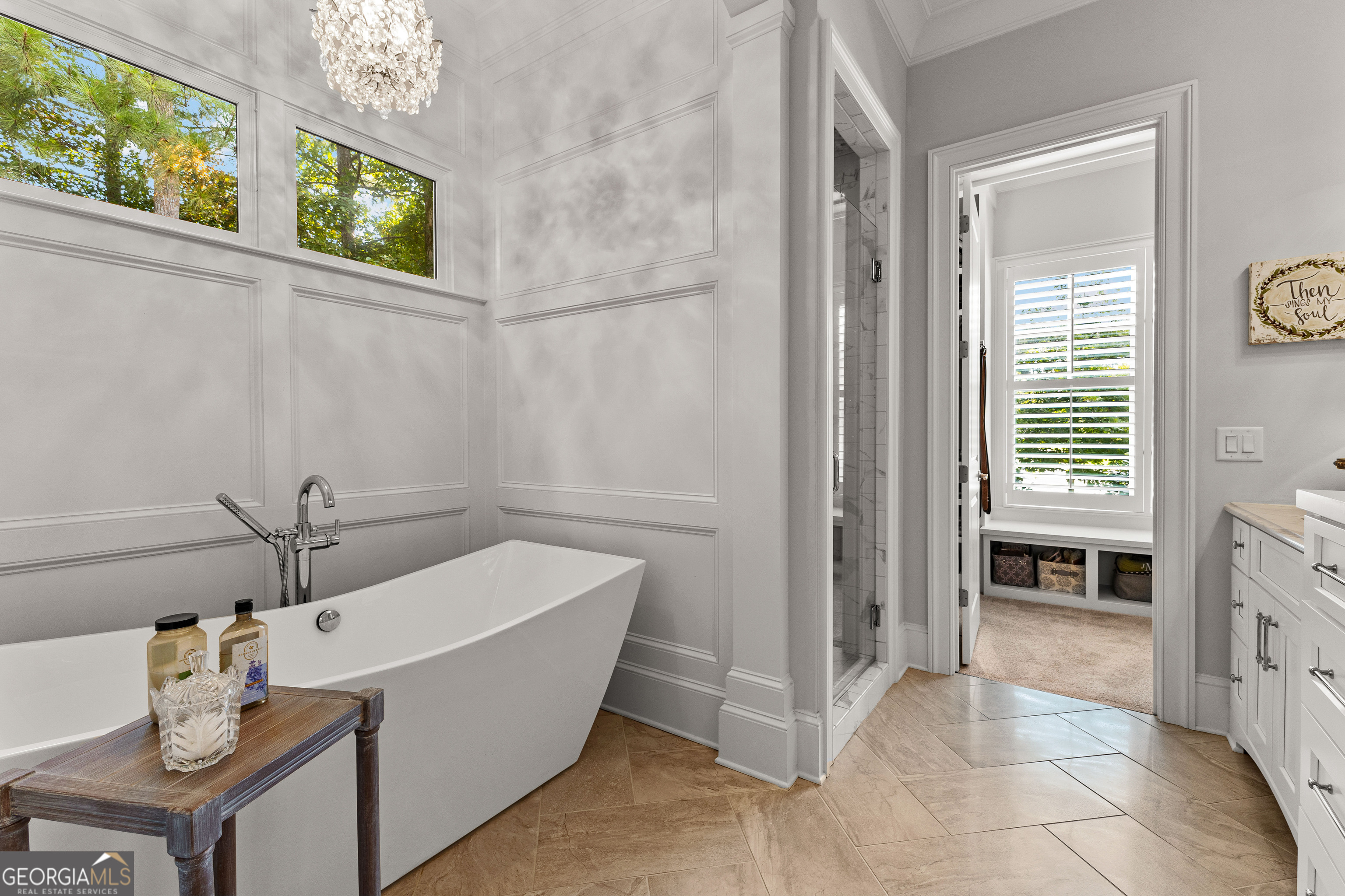 Fayetteville, Georgia 30215, United States, 5 Bedrooms Bedrooms, ,6 BathroomsBathrooms,Residential,Active,205269