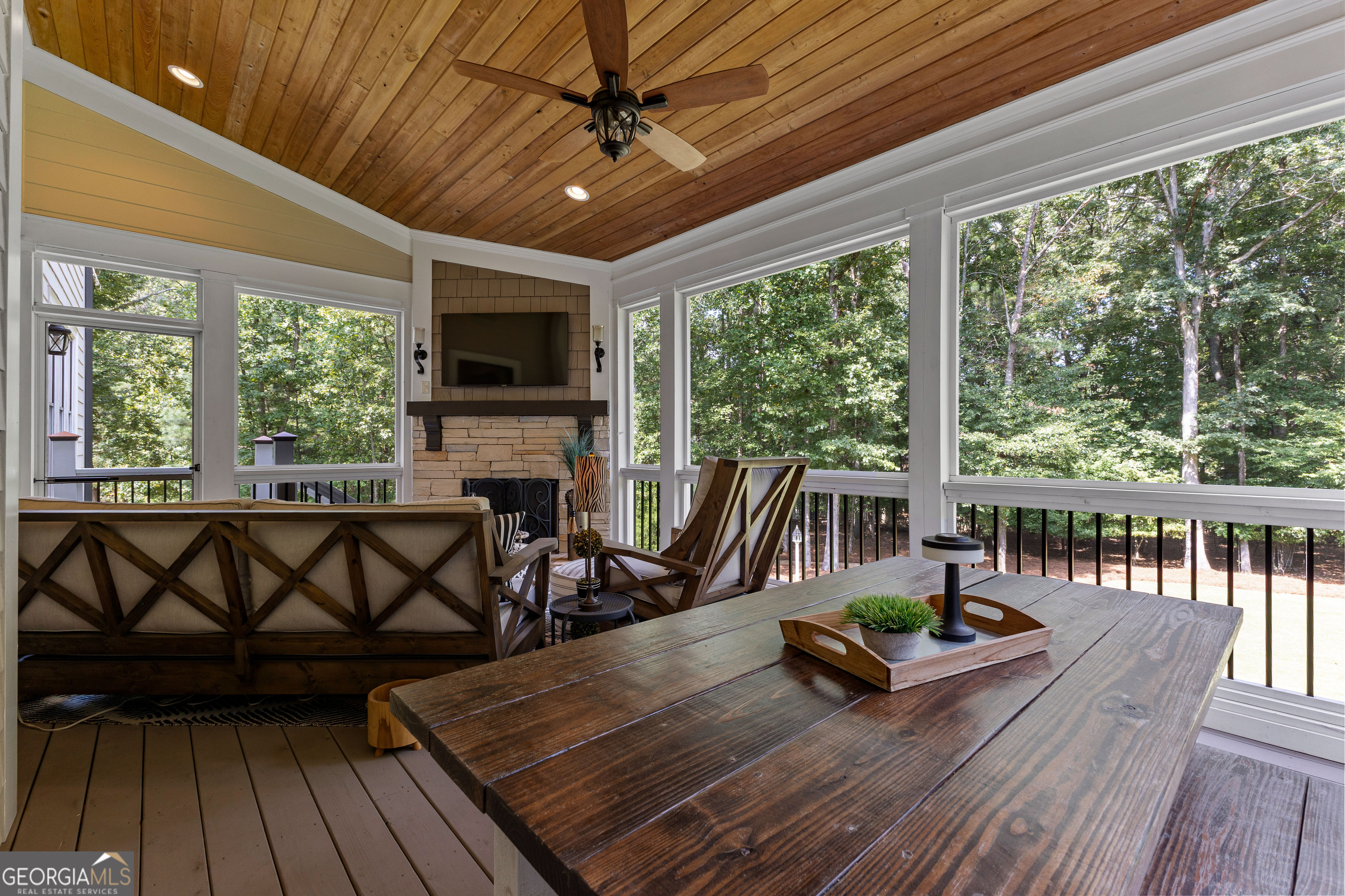 Fayetteville, Georgia 30215, United States, 5 Bedrooms Bedrooms, ,6 BathroomsBathrooms,Residential,Active,205269