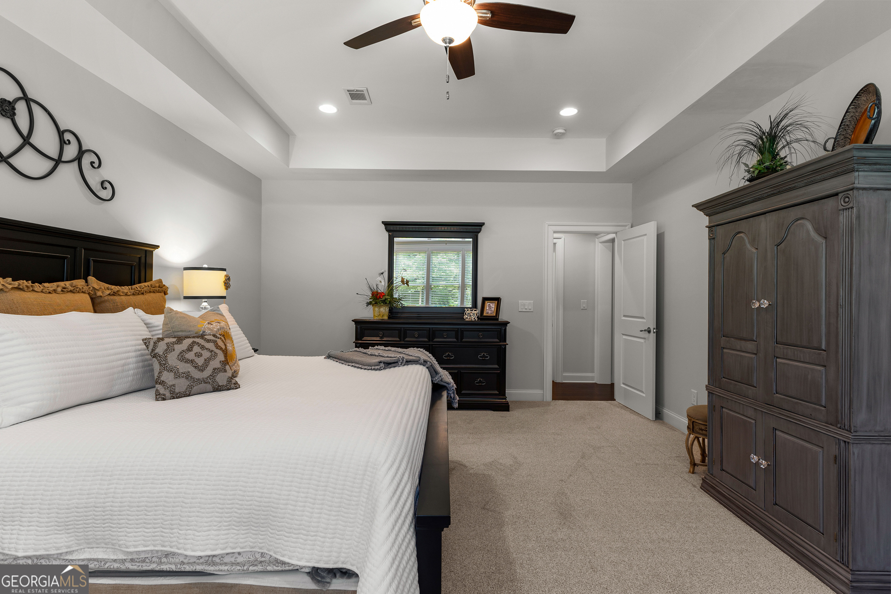 Fayetteville, Georgia 30215, United States, 5 Bedrooms Bedrooms, ,6 BathroomsBathrooms,Residential,Active,205269