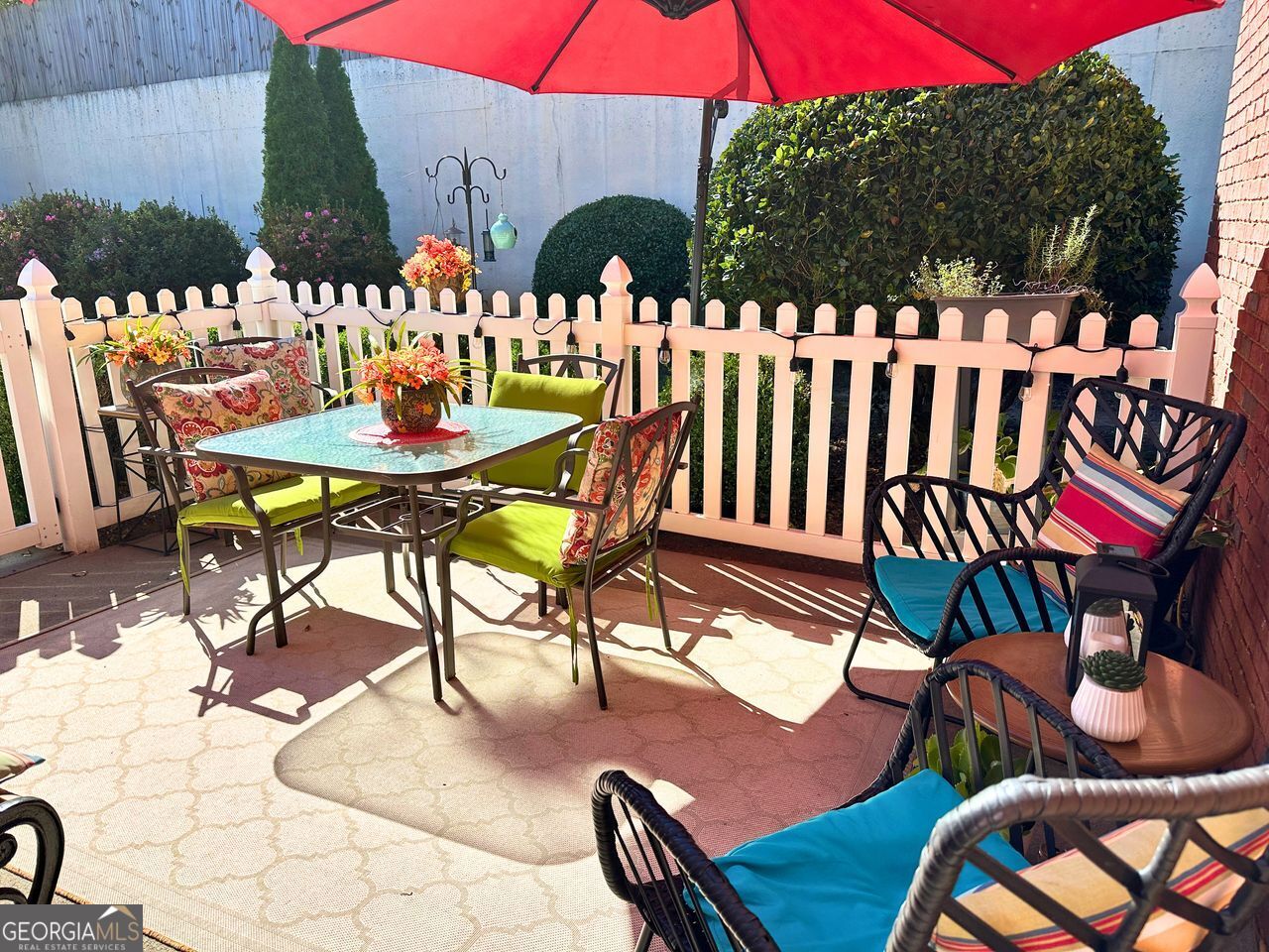 Friendship Corners - Residential