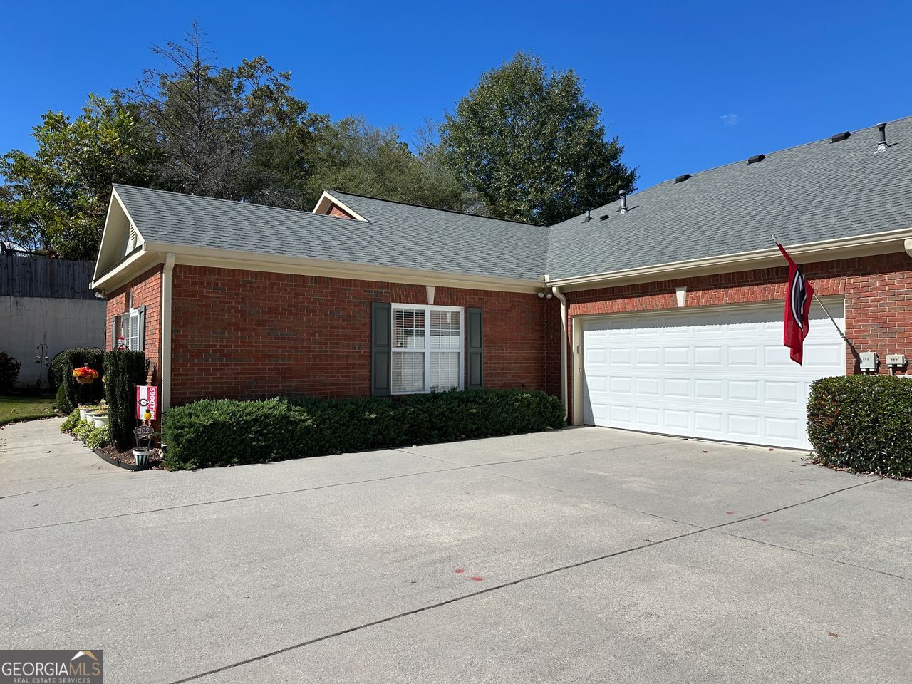 Friendship Corners - Residential