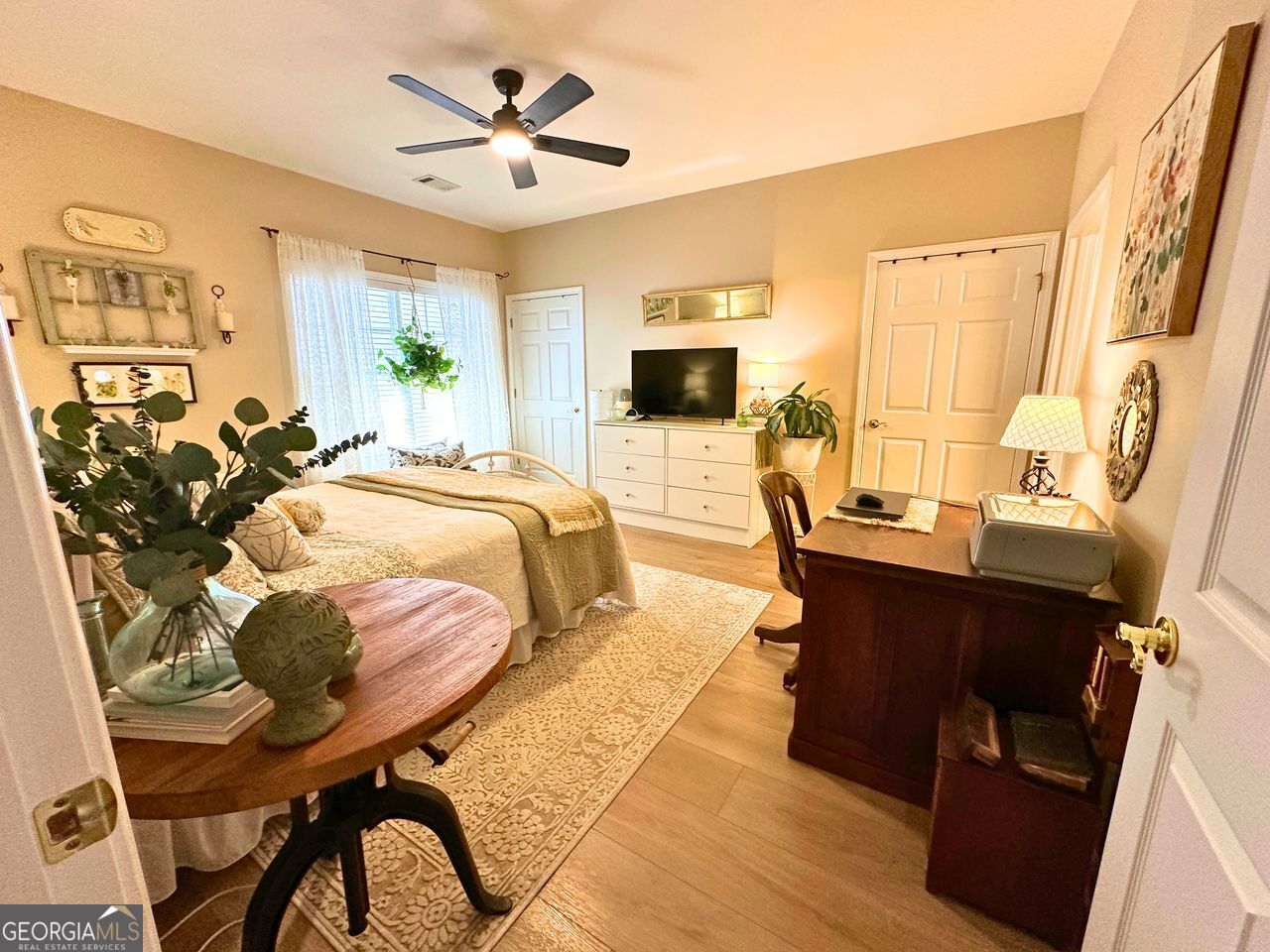 Friendship Corners - Residential