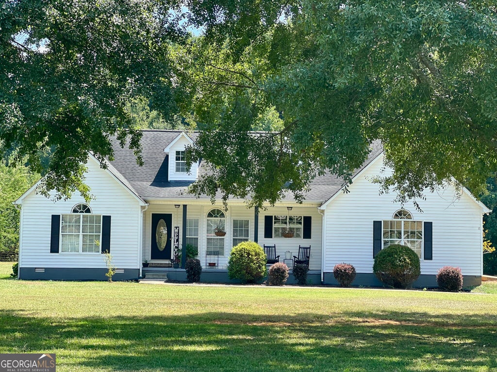 Photo of 476 Clover Ave, Comer, GA 30629 (MLS # 10836737)