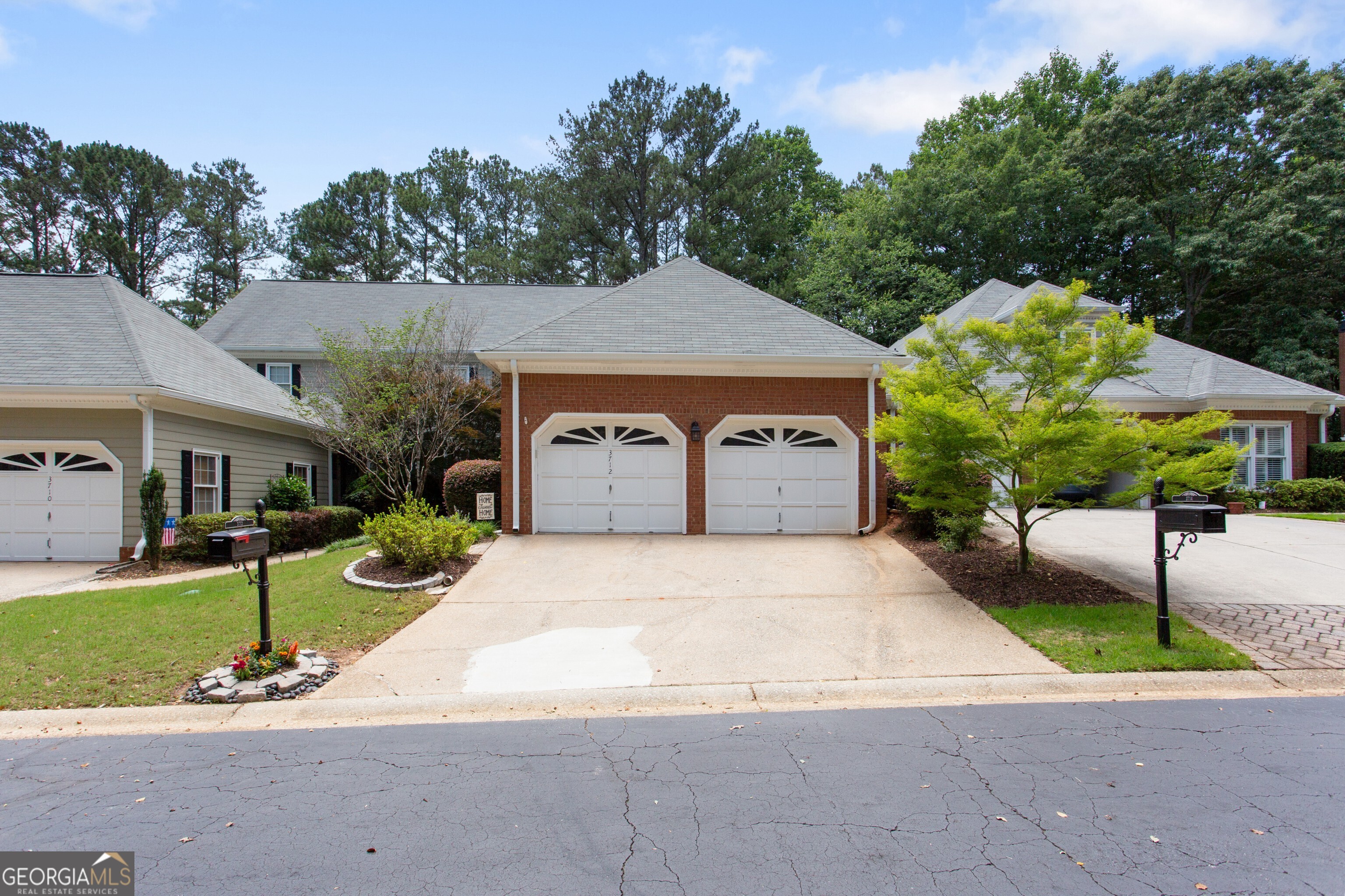 3712 Wedgewood Chase