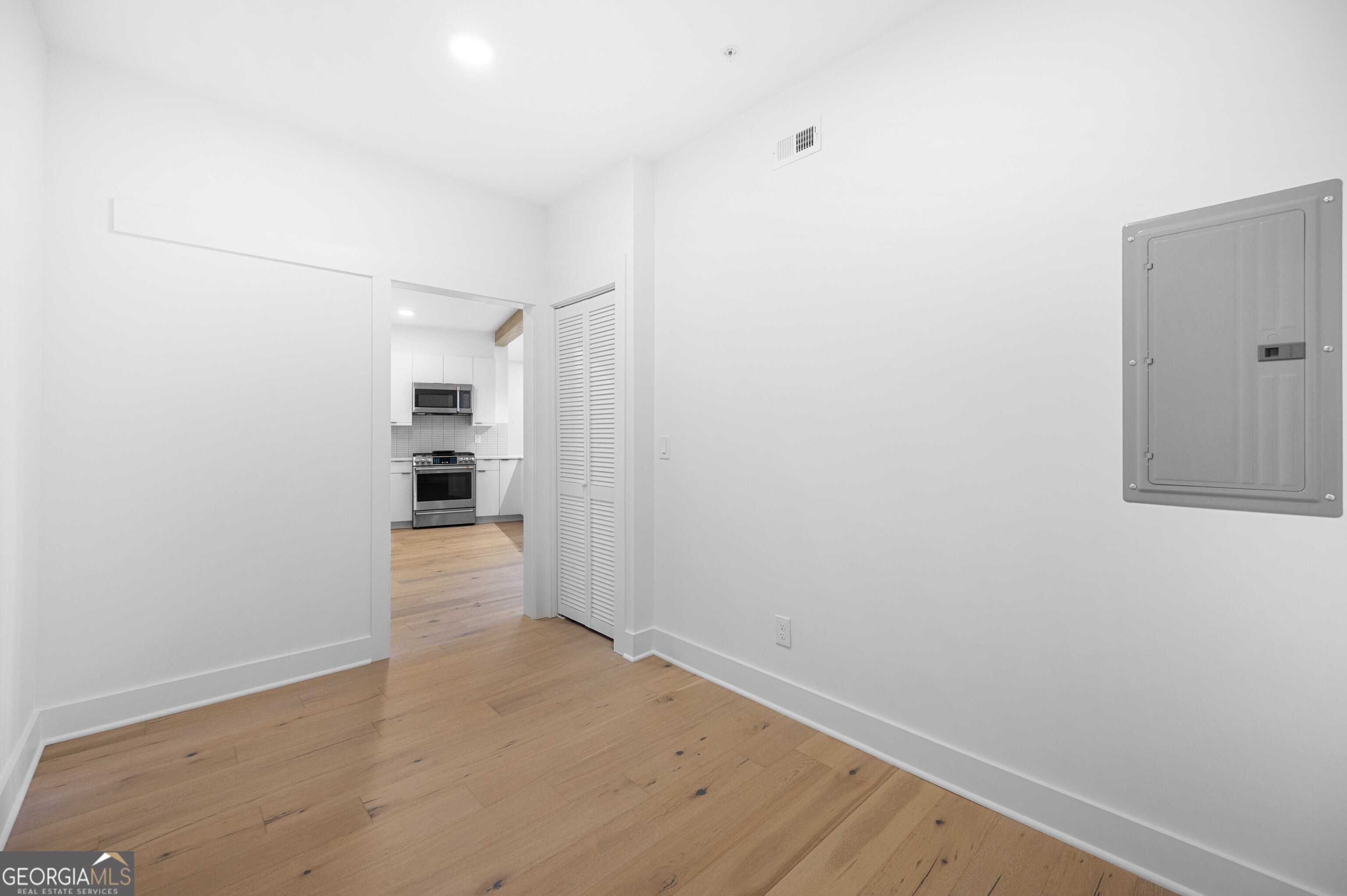 Atlanta, Georgia 30313, United States, 1 Bedroom Bedrooms, ,1 BathroomBathrooms,Residential,Active,46079