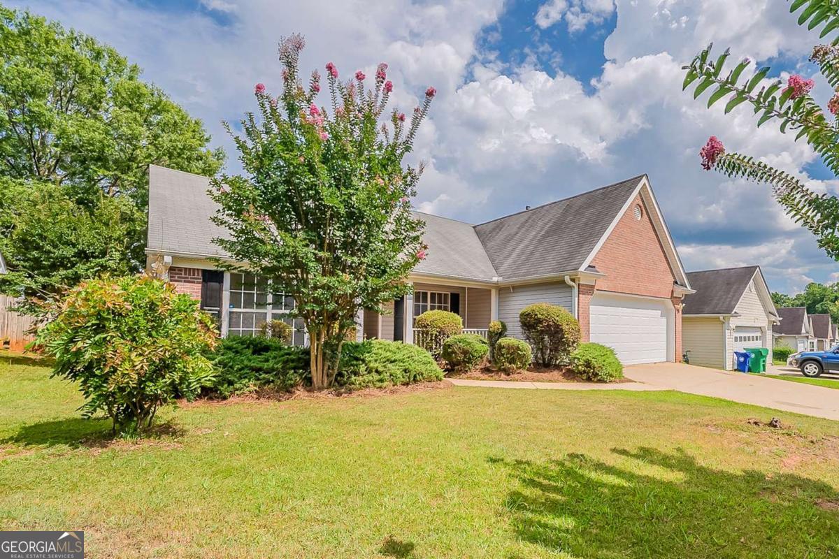 2494 Hillvale CIR