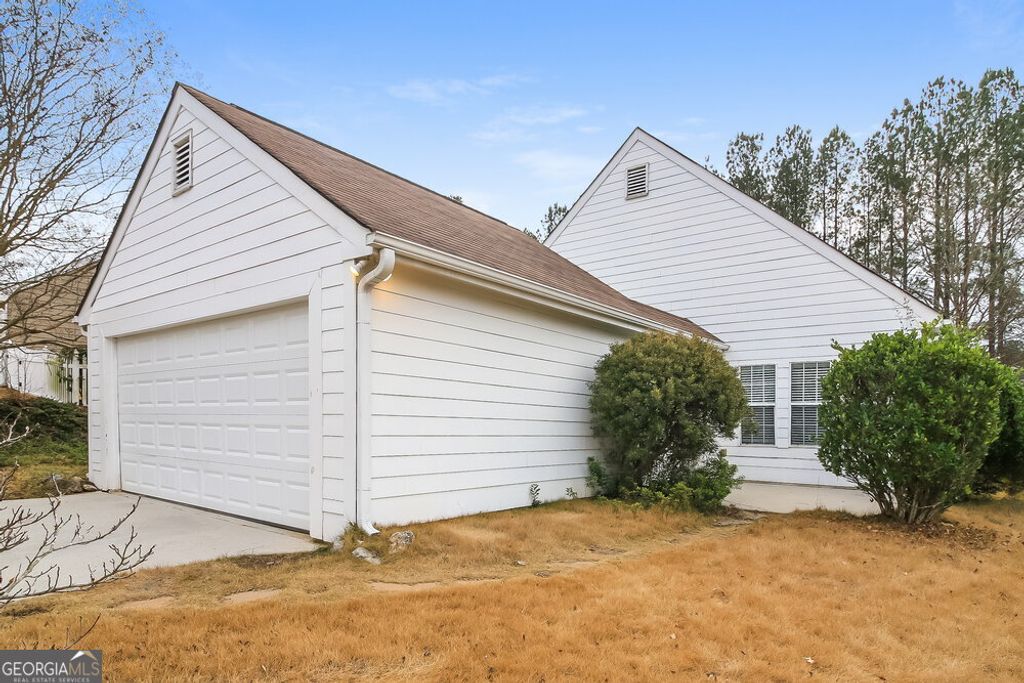 Photo of 537 Anglewood Trace, Stockbridge, GA 30281 (MLS # 10667172)