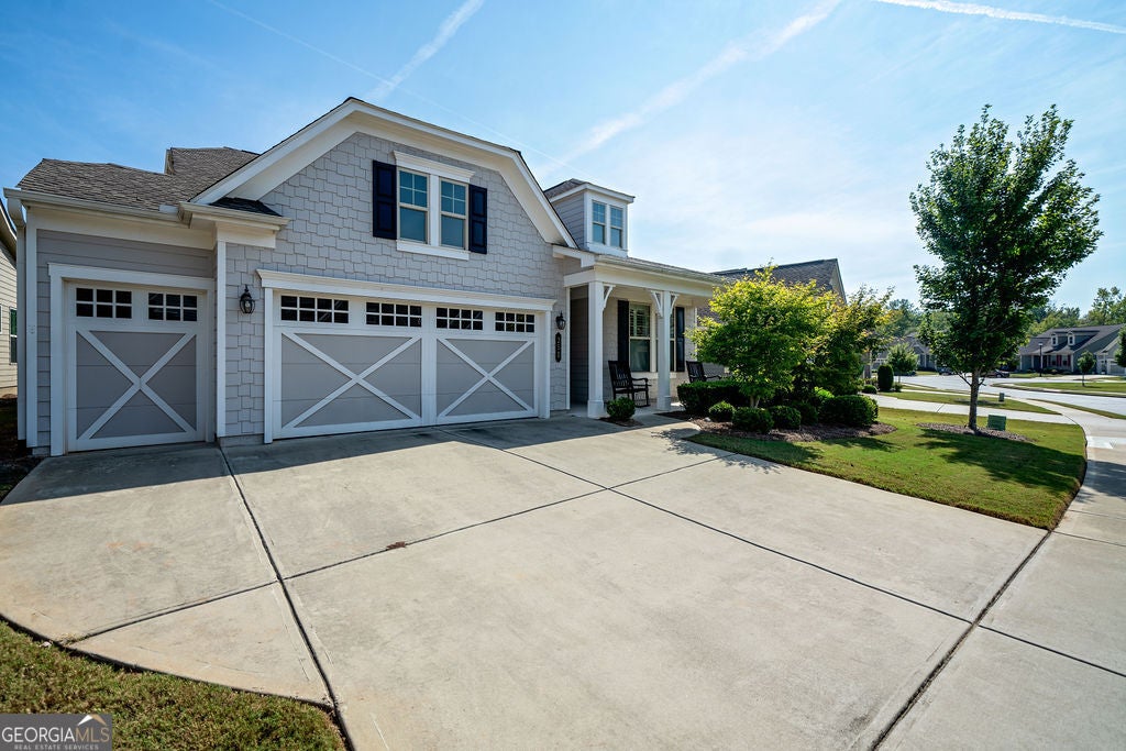Photo of 252 Silver Maple Court, Peachtree City, GA 30269 (MLS # 10848027)