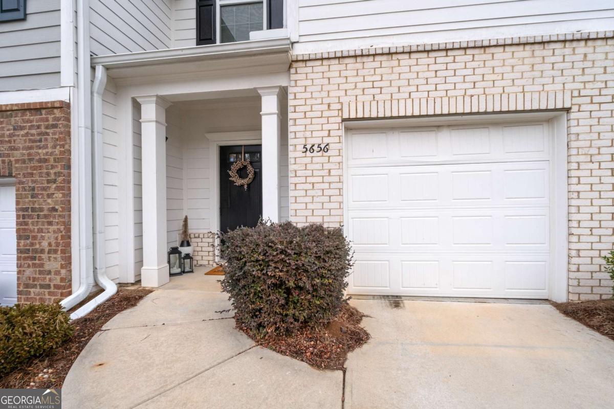 5656 UNION POINTE DR