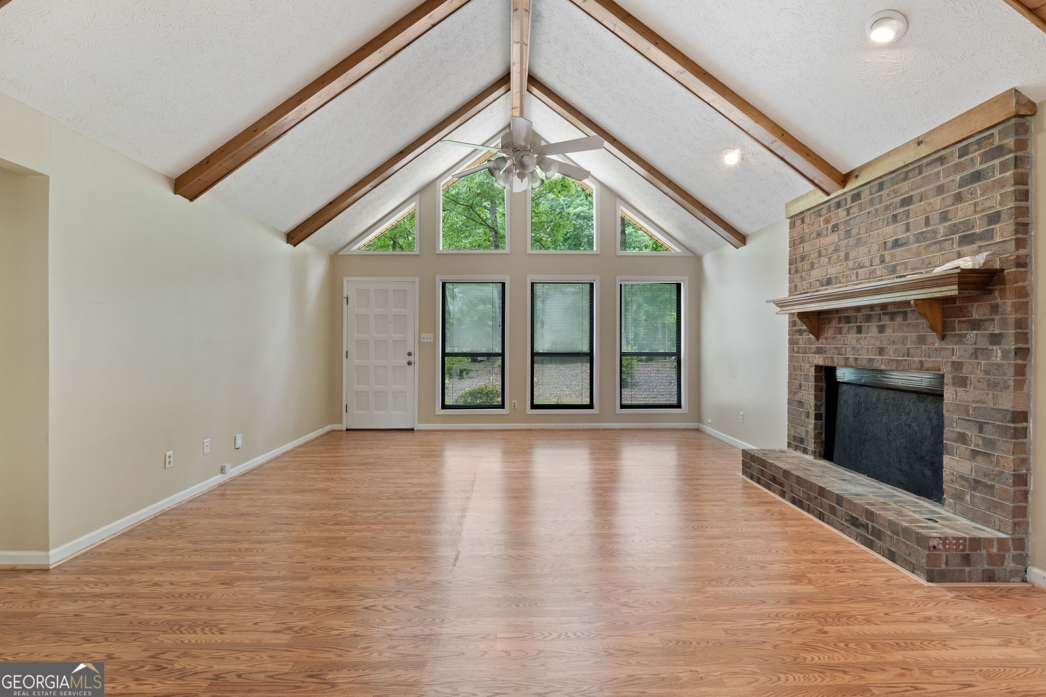 Fayetteville, Georgia 30214, United States, 3 Bedrooms Bedrooms, ,2 BathroomsBathrooms,Residential,Pending,130215