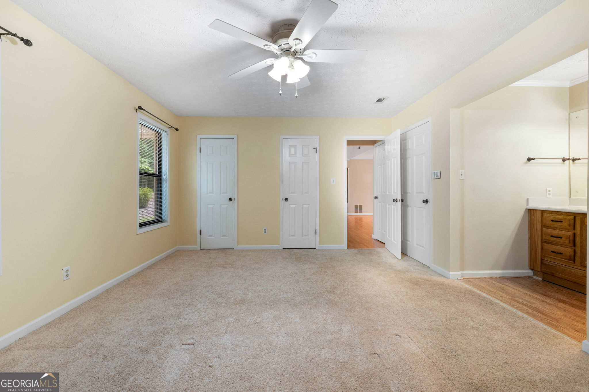 Fayetteville, Georgia 30214, United States, 3 Bedrooms Bedrooms, ,2 BathroomsBathrooms,Residential,Pending,130215