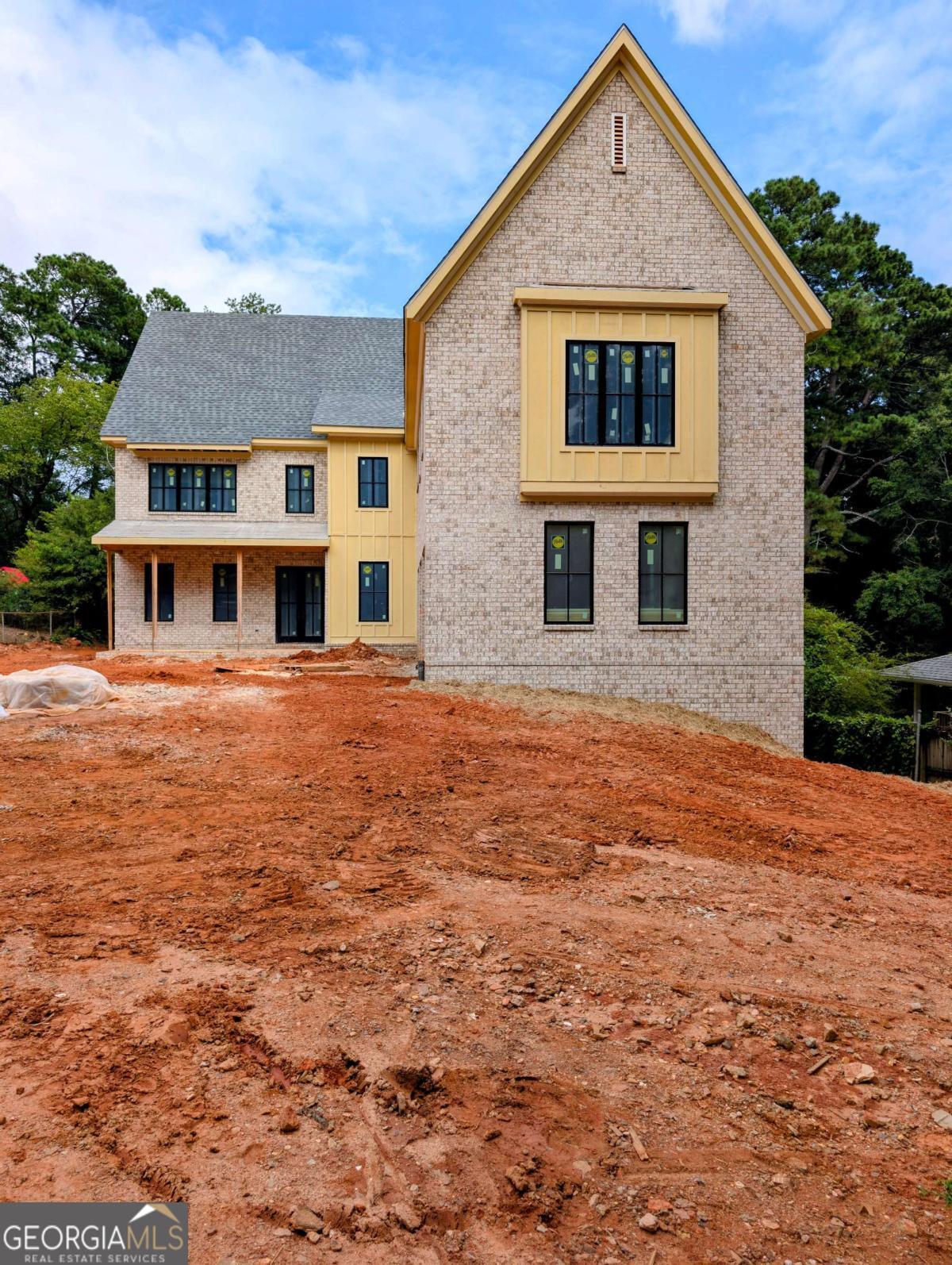 6107 Harleston RD