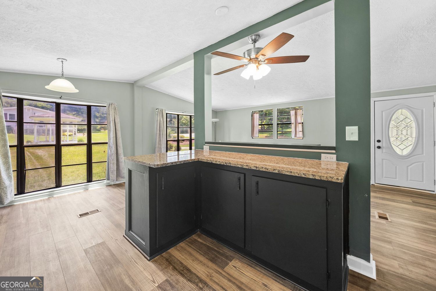 HOLIDAY POINT - Residential