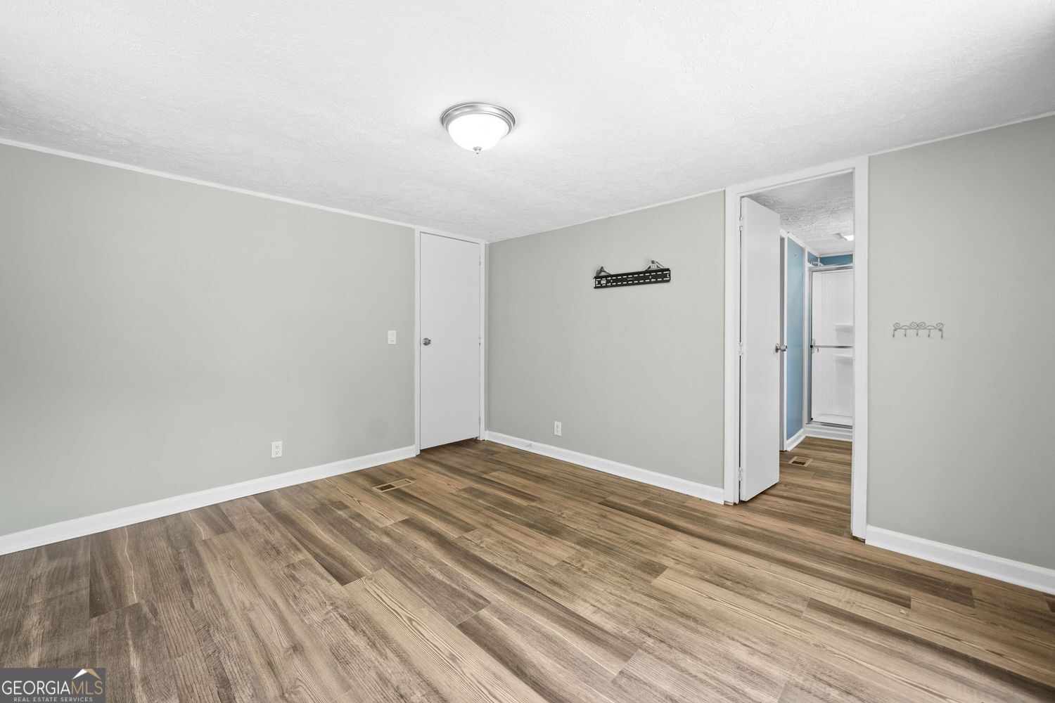 HOLIDAY POINT - Residential