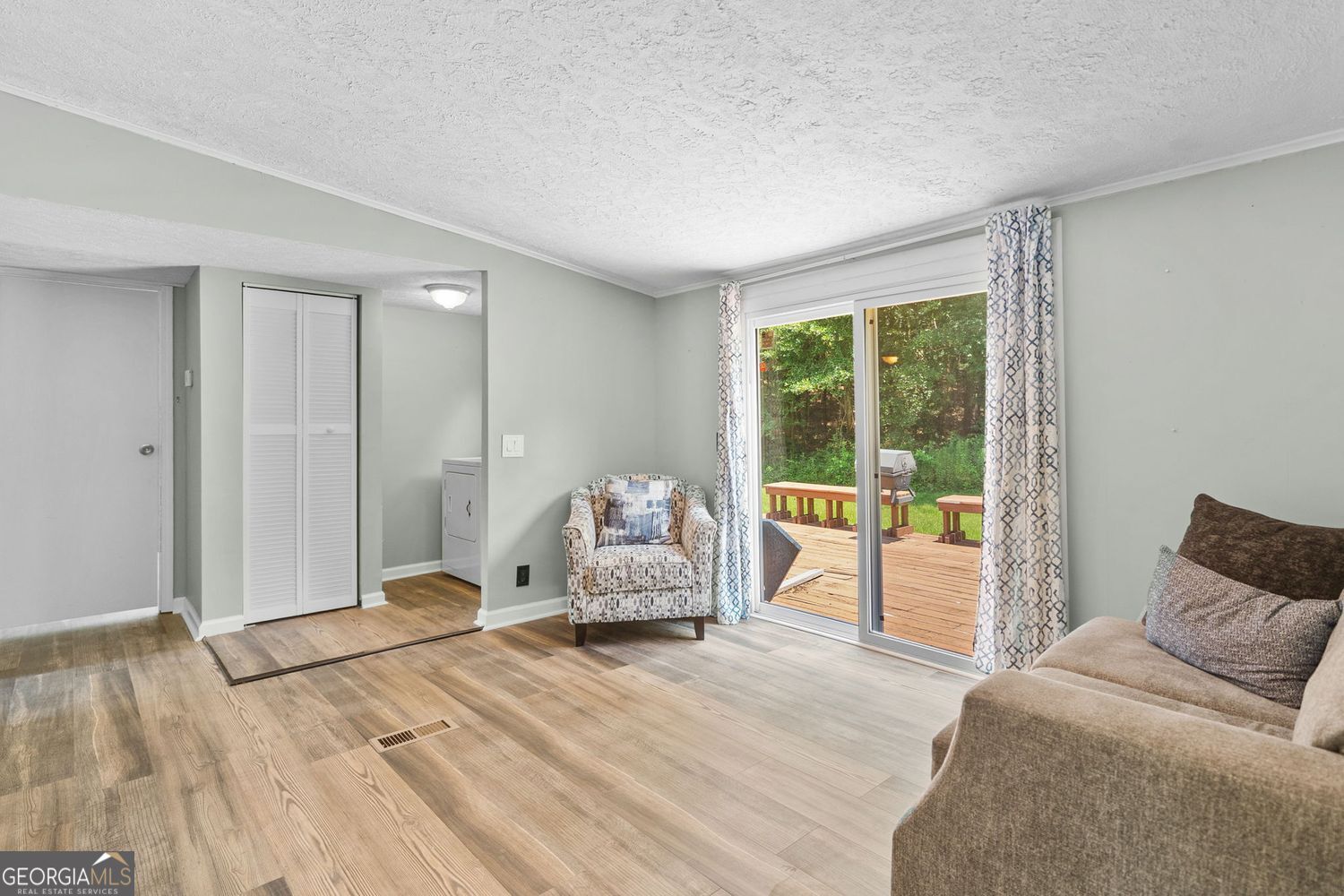 HOLIDAY POINT - Residential