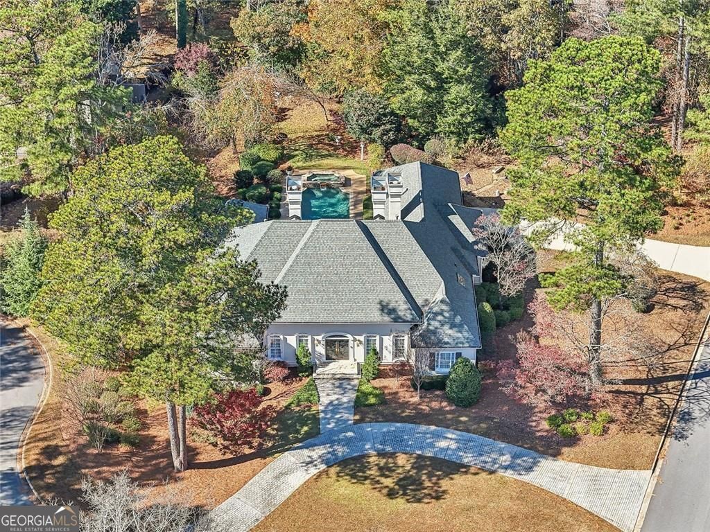 SEVEN OAKS - Residential