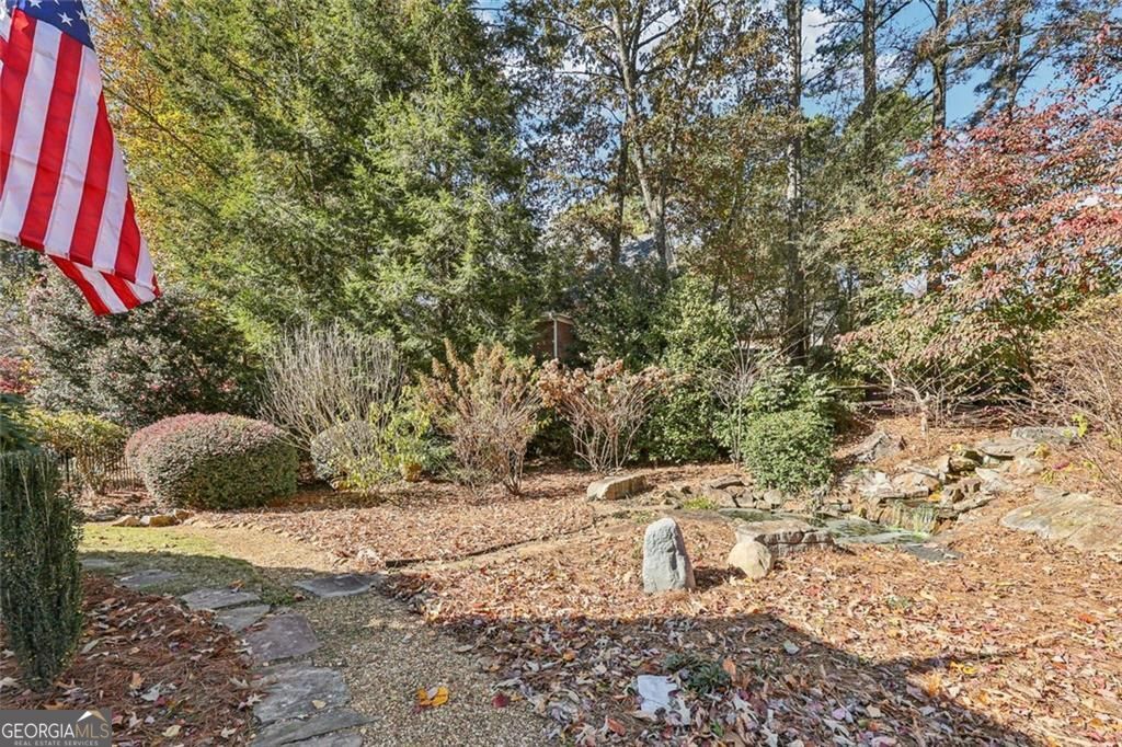 SEVEN OAKS - Residential