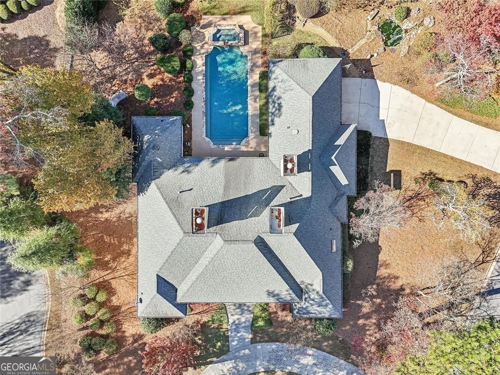 SEVEN OAKS - Residential