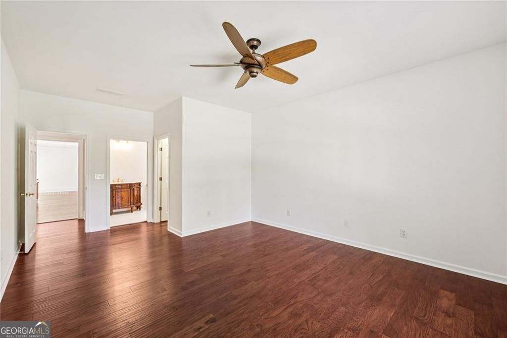 SEVEN OAKS - Residential