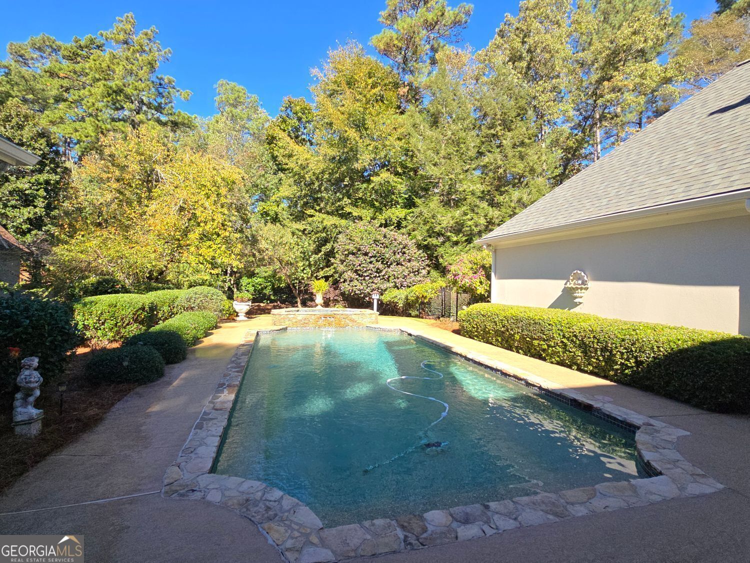 110 W Meadows CT