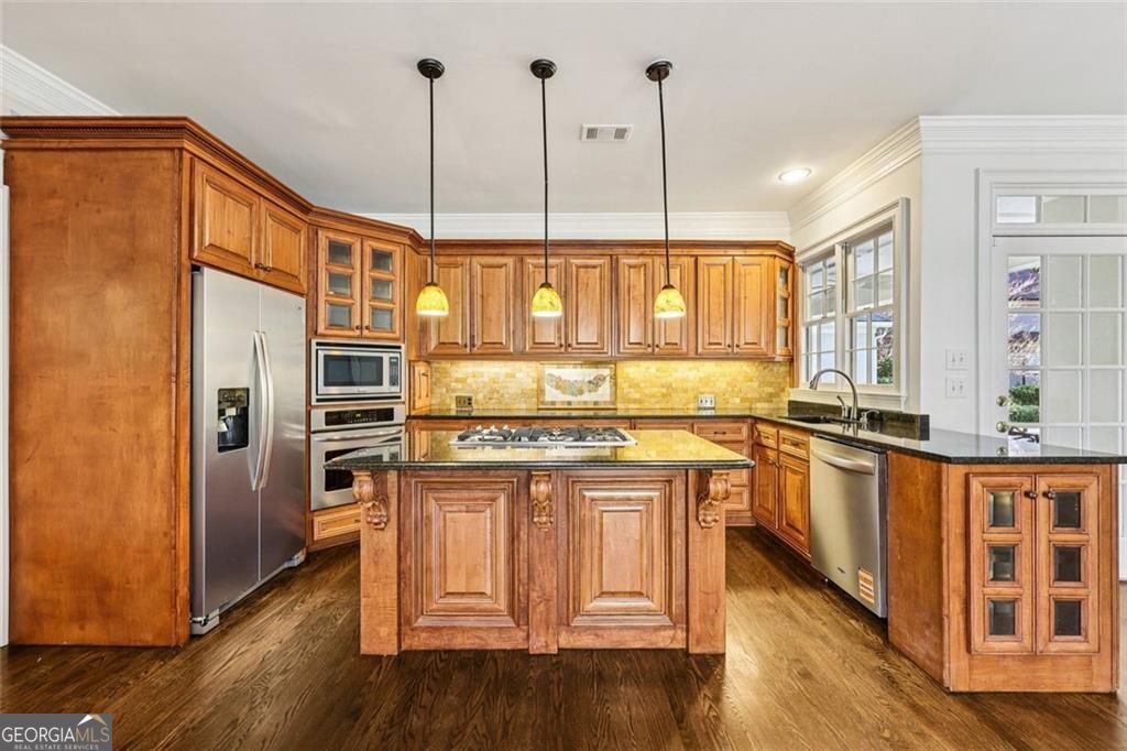 SEVEN OAKS - Residential