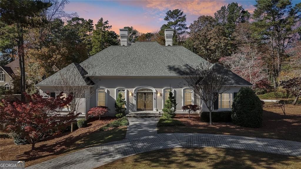 SEVEN OAKS - Residential