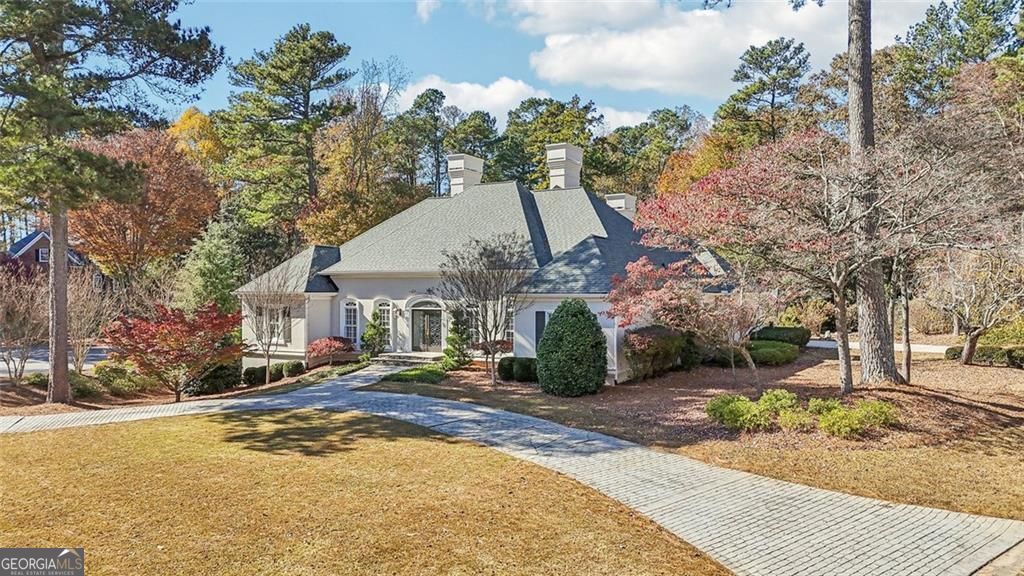 SEVEN OAKS - Residential