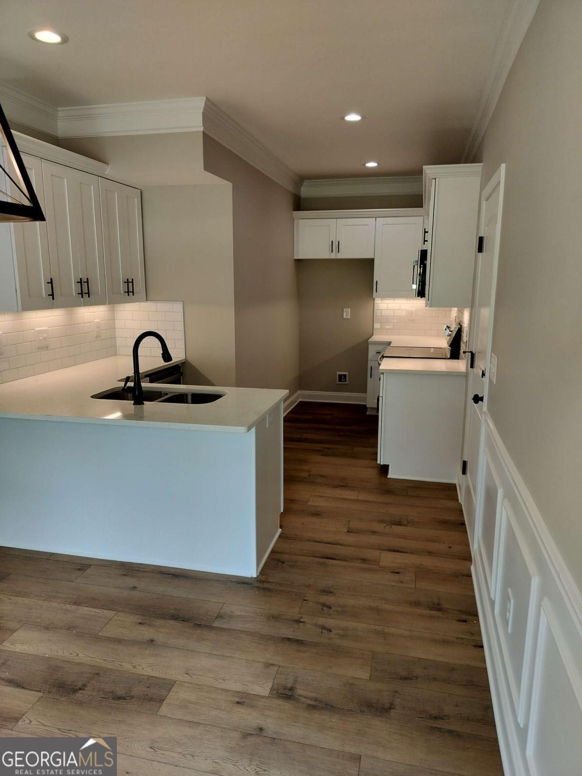 41 College Heights PL