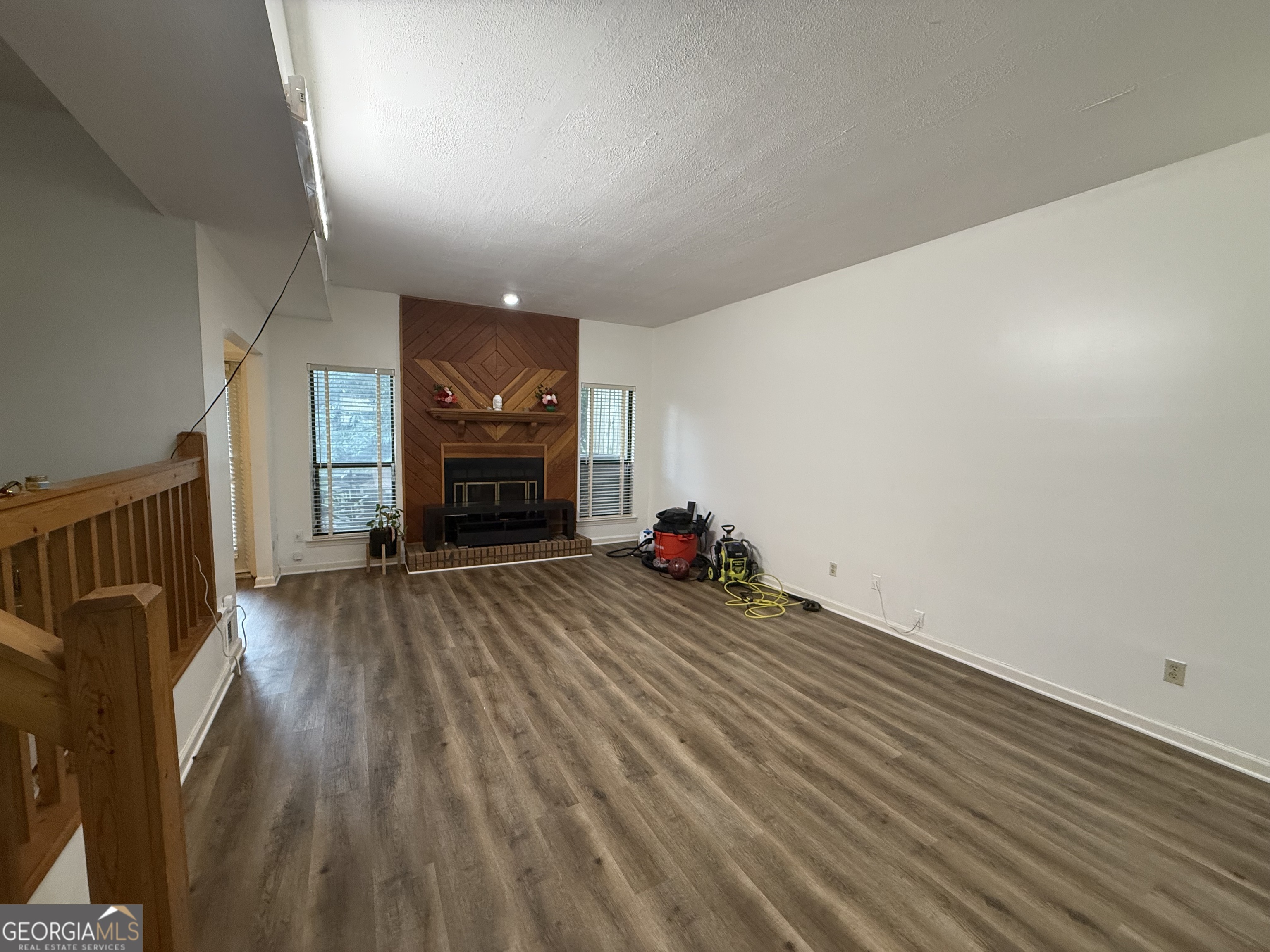 2002 Variations DR NE