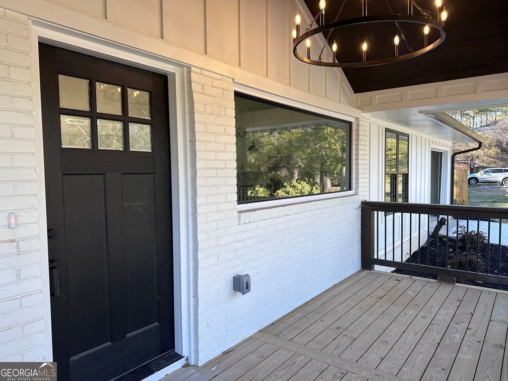 Photo of 5140 Tilly Mill Road, Dunwoody, GA 30338 (MLS # 10679654)