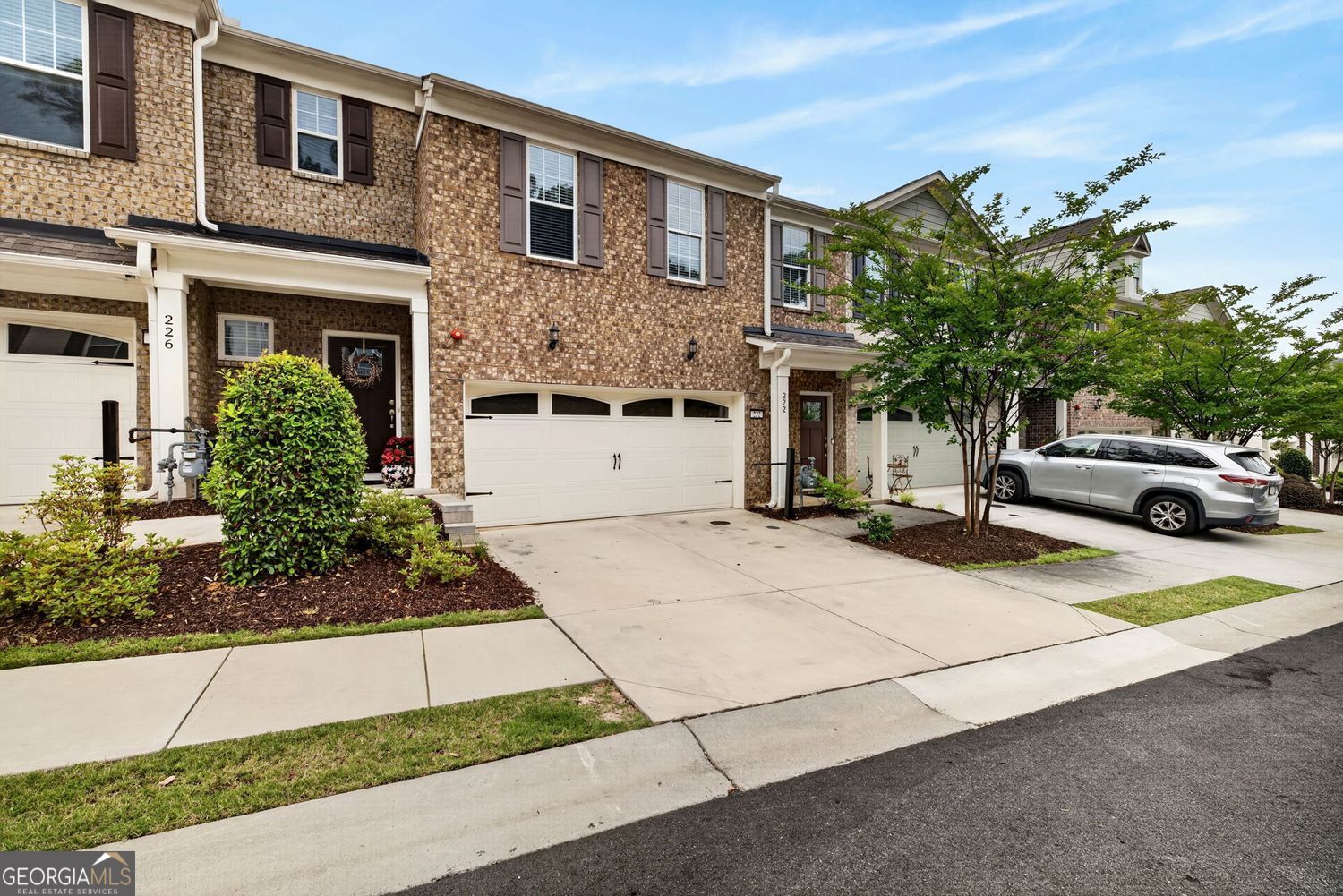 222 Holden WAY