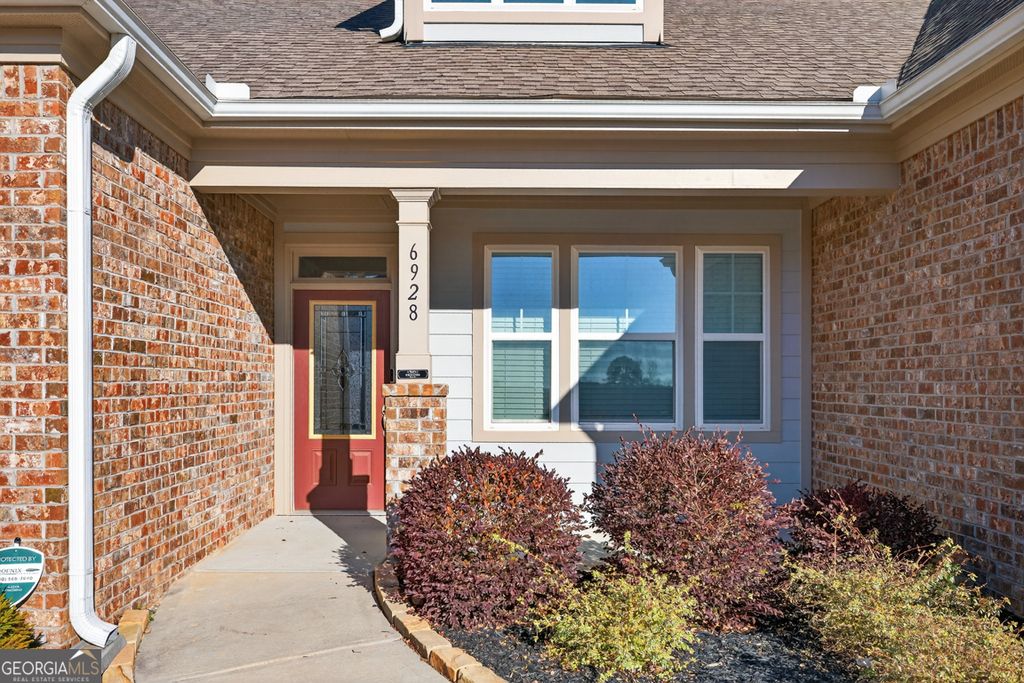 Photo of 6928 Manchester Drive, Flowery Branch, GA 30542 (MLS # 10692750)
