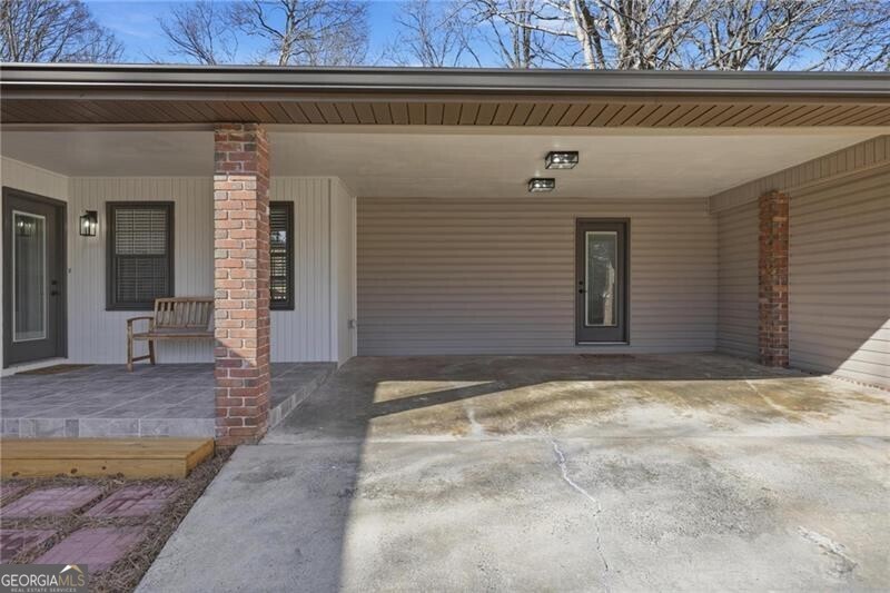 2870 Old Carriage DR SW