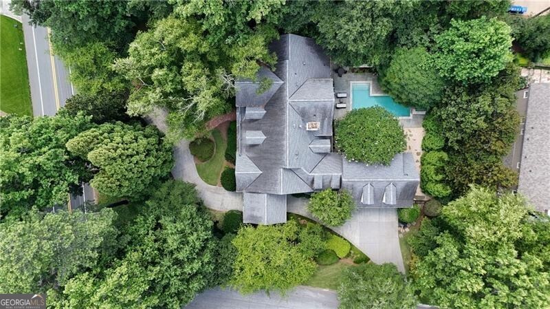 82 Blackland RD NW